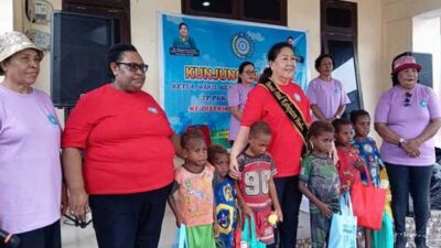 Bunda PAUD Motivasi Anak-anak Potowaiburu Rajin Sekolah, Tanamkan Mimpi Sejak Dini 14 PKK Mimika Kunker Potowaiburu