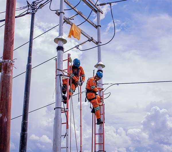 Tim Elit PDKB PLN Jaga Keandalan Listrik, Berhasil Selamatkan Jutaan kWh di Papua 2 PLN Tim Elit PDKB Jaga Keandalan Listrik2