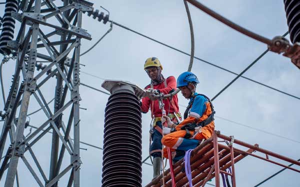 PLN Turunkan Gangguan Listrik Hingga 43 Persen2