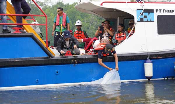 PTFI Dukung Keberlanjutan Ekosistem Pesisir Mimika
