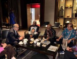 Pemkab Mimika Jajaki Kerja Sama dengan Prof Elwin Tobing Perkuat Literasi Membaca