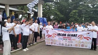 Wali Kota Ajak Warga Perkuat Persatuan Lewat Jalan Sehat dan Gerakan "Ambon BISA" 14 Pemkot Ambon Jalan Sehat Ambon BISA