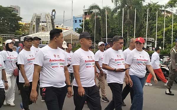 Wali Kota Ajak Warga Perkuat Persatuan Lewat Jalan Sehat dan Gerakan "Ambon BISA" 2 Pemkot Ambon Jalan Sehat Ambon BISA2