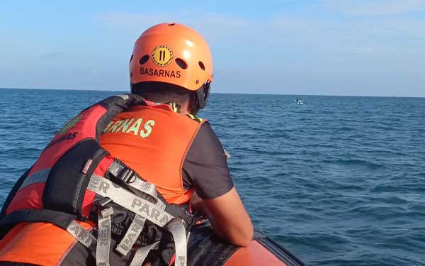 Tim SAR gabungan Cari Nelayan Hilang Kontak di P Ujir Aru