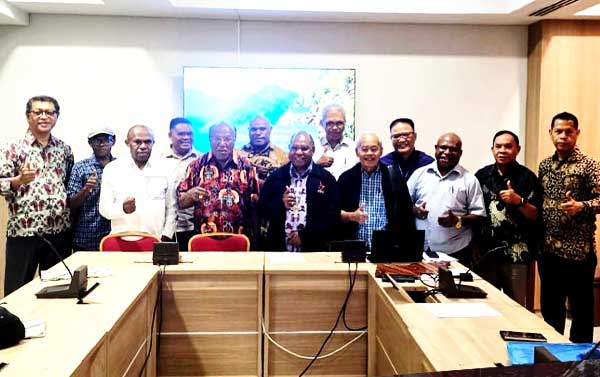 5 Uskup Sepakat Unika FT Papua