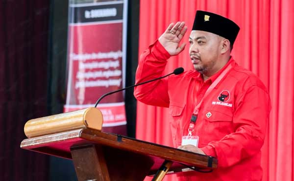 Tanggapi Opini Liar, F-PDIP DPRK Mimika: Jalan Dinas Kepala Daerah Ada Aturannya 1 Adrian Andhika Thie S.ST .Par Ketua F PDIP DPRK Mimika