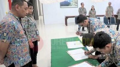 8 PNS Resmi Dilantik di BPJN Maluku, Talaohu Tekankan Disiplin dan Integritas 23 BPJN Maluku Pelantikan 8 PNS