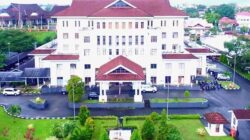 Sejumlah SMK Hadapi Keterbatasan Daya Listrik, Ini Harapan DPRD Maluku ke PLN 2 DPRD Maluku Gedung