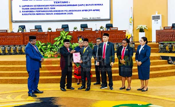 DPRK Mimika Paripurna LKPJ 2025 Wabup EK