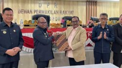 DPRKota Sorong Setujui Materi Ranperda 2026 Perkuat Sinergi Pembangunan, Wali Kota Tegaskan Ini 2 DPRKota Sorong Materi Ranperda 2026