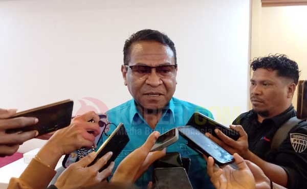 Darius Sabon Plt Kepala BRIDA Mimika