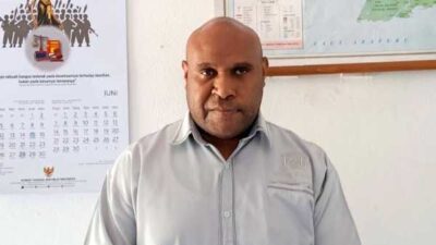 PAKHAM Papua Kutuk Keras Inisiden Penembakan Pilot-Pembakaran Pesawat di Yahukimo 15 Dr Methodius Kossay Kutuk keras