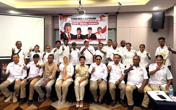 Yanni Konsolidasi di Supiori-Biak, Buka Pintu Tokoh Papua Gabung Gerindra 1 Gerindra Papua Konsolidasi di Biak Supiori