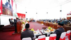 Pendapatan Lampaui Target, Papua Tengah Catat Surplus 345.19 M di APBD 2025 2 Gub PT Paripurna DPRP PT LKPD 2025