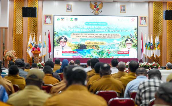 Program BANGKIT Papua Tengah Diluncurkan, Fokus Perkuat Generasi dan Keluarga 3 Gub PT Peluncuran Program BANGKIT PT2