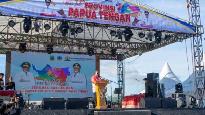 Semarak HUT ke 4, Lomba Yospan-Peluncuran Program “Bangkit Papua Tengah” 17 Gub PT Semarak HUT ke 4 Papua Tengah
