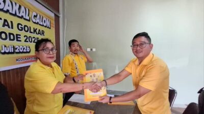 Dua Anggota DPRK Ambil Formulir Balon Ketua DPD II Golkar Kota Sorong 14 IMG 20260714 WA0008
