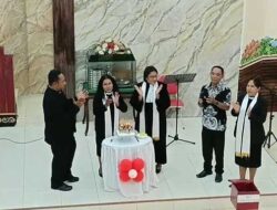 Kades Riripoy Hadiri Ibadah Syukur Renovasi-HUT ke 37 Gedung GPM Waesamu