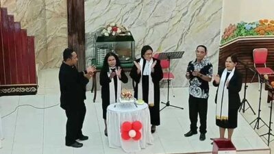 Kades Riripoy Hadiri Ibadah Syukur Renovasi-HUT ke 37 Gedung GPM Waesamu 14 Kades Waesamu Syukur Renovasi HUT ke 37 Gedung GPM Waesamu2