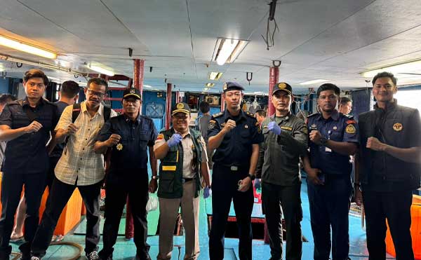 Lolos Pemeriksaan Karantina, 10.362 Ekor Ikan Asal Natuna Diekspor Lagi ke Hongkong 3 Karantina Natuna3
