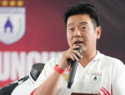Resmi Mundur, Owen Rahadiyan Bicara Soal Nasib Persipura Kedepan