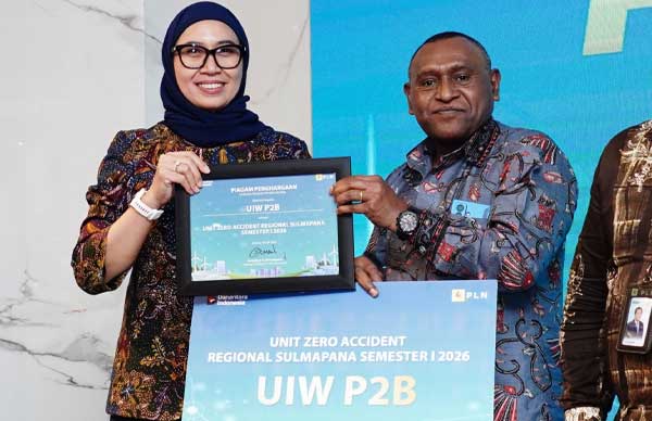 Kinerja Andal-Nihil Kecelakaan: PLN UIW P2B Raih 3 Penghargaan Regional Sulmapana 1 PLN Raih 3 Penghargaan Reg Sulmapana