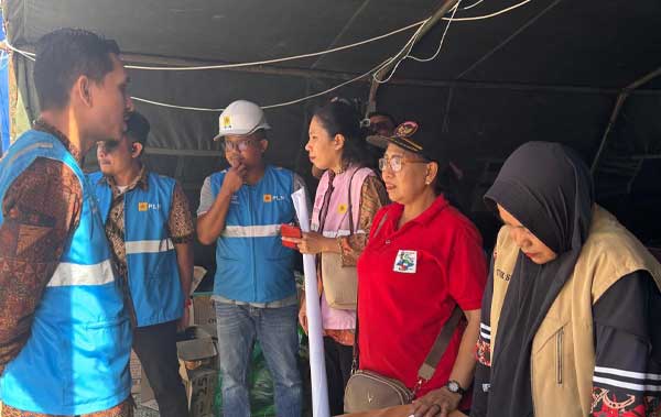 PLN Salurkan Bantuan Kemanusiaan ke Korban Kebakaran Klaligi-Klademak Sorong 2 PLN Salurkan Bantuan Kemanusiaan Klaligi