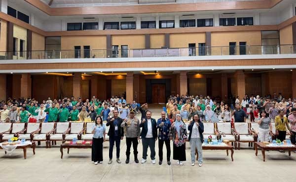 Program AI Ignition Road to Sorong Sukses Perkuat Talenta Digital PBD 6 Pelaihan AI di Kota Sorong 2026 Foto Bersama 2