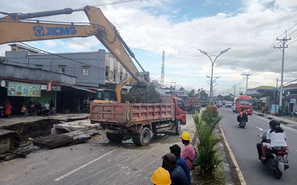 Pemerintah Nawaripi Apresiasi Proyek Kendali Banjir, Tapi Kecewa Soal Pengelolaan SDA 1 Pemkam Nawaripi Proyek Kendali Banjir