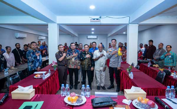 Papua Tengah Perkuat Akses Pendampingan Hukum Masyarakat Miskin-Rentan 3 Pemprov PT FGD Pendampingan Hukum3
