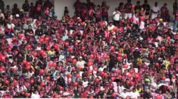 Dilema Persipura: Antara Efisiensi, Kompetisi, dan Tanah Papua 2 Persipura Suporter