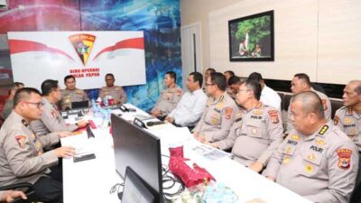 Kunjungi Polda Papua, Astama Ops Kapolri Cek Layanan Call Center 110 16 Polda Papua Layanan Call Center 110