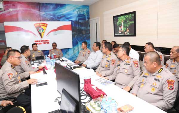 Kunjungi Polda Papua, Astama Ops Kapolri Cek Layanan Call Center 110 1 Polda Papua Layanan Call Center 110