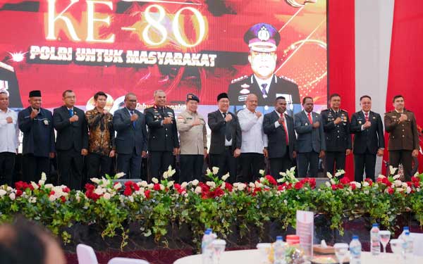 Syukuran HUT ke 80 Polri, Gubernur Apresiasi Dedikasi Polda Papua Tengah Jaga Wilayah 2 Sekda PT HUT ke 80 Polri 2026 2