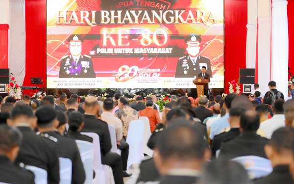 Syukuran HUT ke 80 Polri, Gubernur Apresiasi Dedikasi Polda Papua Tengah Jaga Wilayah 1 Sekda PT HUT ke 80 Polri 2026