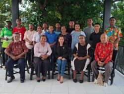 Biayai Pendidikan 10 Siswa Berprestasi di Papua, Ortu Juluki Senator Lalita “Bin Syowi”