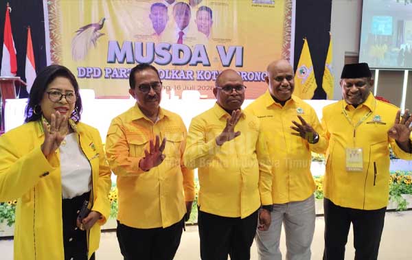 Septinus Lobat Tegaskan Musda VI Kota Sorong Jadi Barometer Kekuatan Golkar di PBD 2 Septinus Lobat Musda VI Golkar Kota Sorong2
