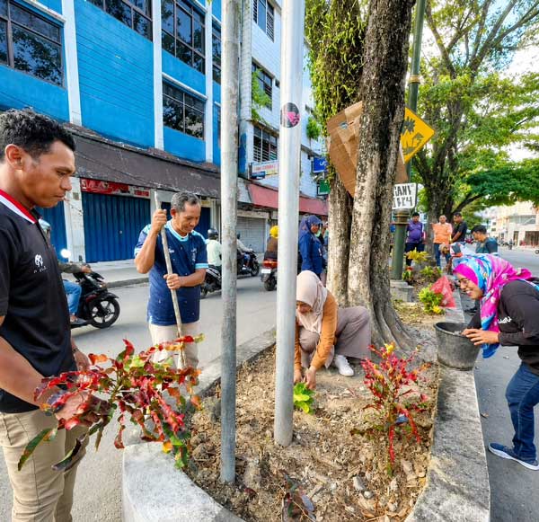 Kecamatan Sirimau Ikut GERTAG, Dukung Penghijauan Sambut HUT ke 451 Ambon 2 Sirimau Ikut GERTAG2