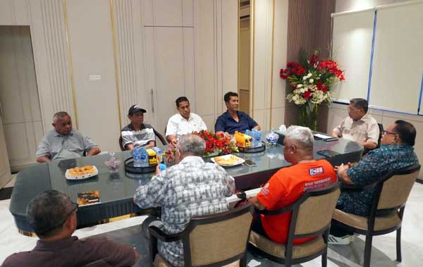 Audiensi: Wali Kota-Pengurus YOGIP 35 Bahas Pelantikan dan Amboina City Rally 2026 1 Walkot BW Pengurus YOGIP 35 Audiensi