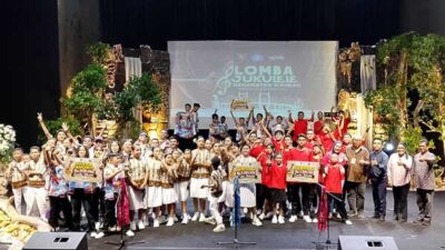 Tiga Juara Festival Jukulele Sirimau 2026 Siap Wakili Kecamatan ke Tingkat Kota 14 3 Juara Festival Jukulele Sirimau 2026