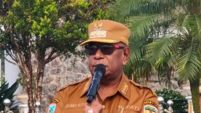 Dampak El Nino: Bupati Rettob Minta Warga Hemat Air dan Cegah Kebakaran 14 Bupati JR Apel Pagi Bencana Karhutla