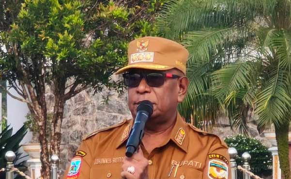 Dampak El Nino: Bupati Rettob Minta Warga Hemat Air dan Cegah Kebakaran 1 Bupati JR Apel Pagi Bencana Karhutla