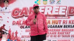 Bupati Rettob Ajak Warga Kibarkan Merah Putih Sambut HUT ke 81 RI 2 Bupati JR Sambut HUT ke 81 RI