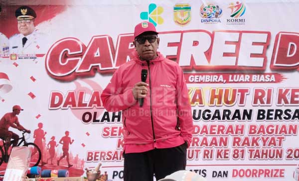 Bupati Rettob Ajak Warga Kibarkan Merah Putih Sambut HUT ke 81 RI 1 Bupati JR Sambut HUT ke 81 RI