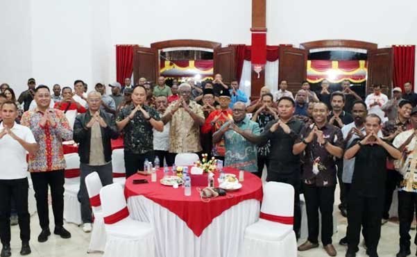 Bupati-Wabup Mimika Ajak Semua Pihak Bersatu Jaga Keamanan Jelang HUT RI 2 Bupati Wabup Mimika Ajak Semua Pihak Jaga keamanan