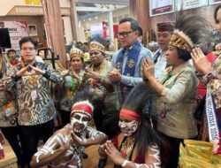 Dekranasda Mimika Pamerkan Produk Unggulan Daerah di AOE 2026