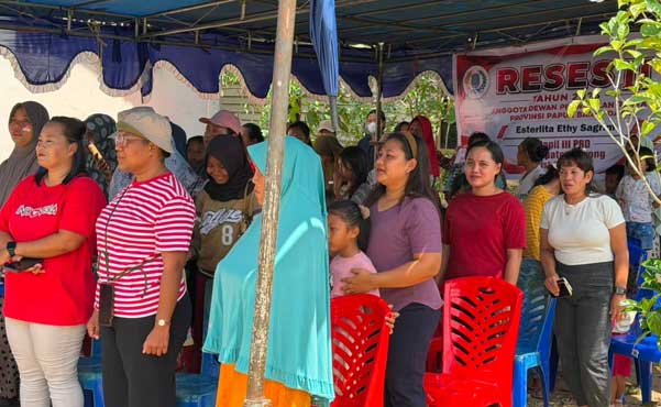 Legislator Ethy Sagrim Jaring Aspirasi Masyarakat Mariat di Momen Kemerdekaan 2 Esterlita Ethy Sagrim Reses II di Mariat2