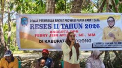 Reses DPRP PBD: Warga Makbon Keluhkan Tiang Berdiri, Rumah Belum Teraliri Listrik 5 Febry Jein Andjar Reses DPRP PBD di Distrik Makbon2