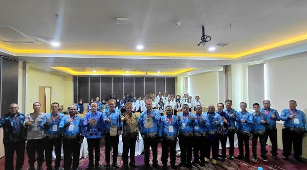 Entis Sutisna Kembali Pimpin PD PERPAMSI Tanah Papua 2026-2030 3 IMG 20260801 WA00652