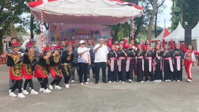 Dispar Jadi Juara Lomba Goyang Kreasi HUT ke 451 Kota Ambon 14 IMG 20260827 WA00702